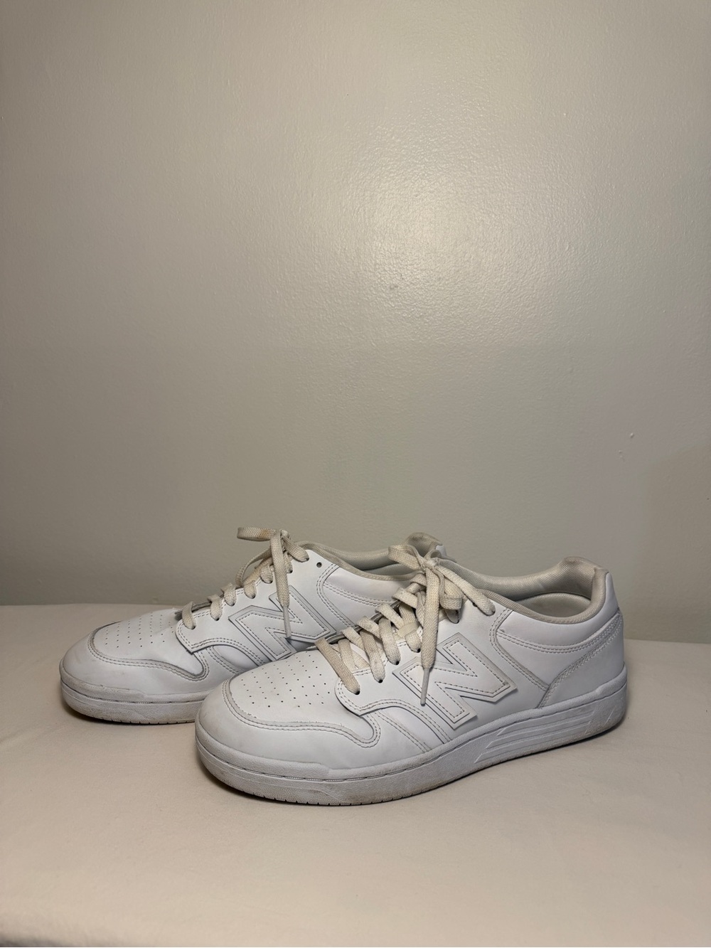 New Balance Men’s 480 Triple White Leather Low Top Sneakers